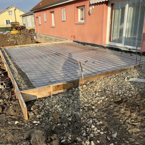 Chantier de création d'une terrasse