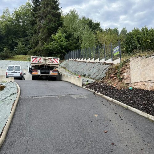 Chantier de mur de soutènement voirie